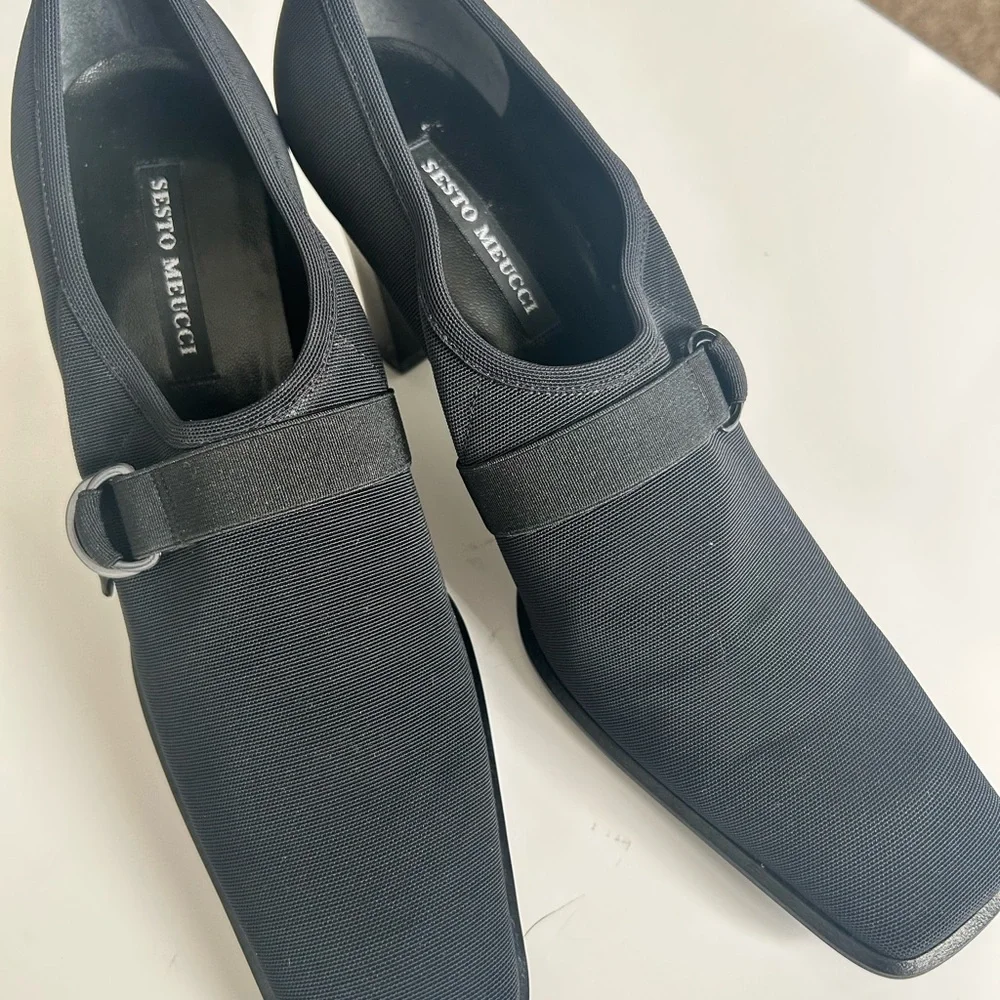 Sesto Meucci Black Buckle Heels - Picture 4 of 5